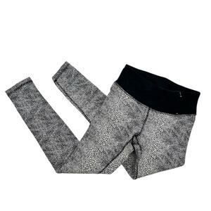 Calia By Carrie Underwood Black & White Patterned Athletic Leggings Womens Small